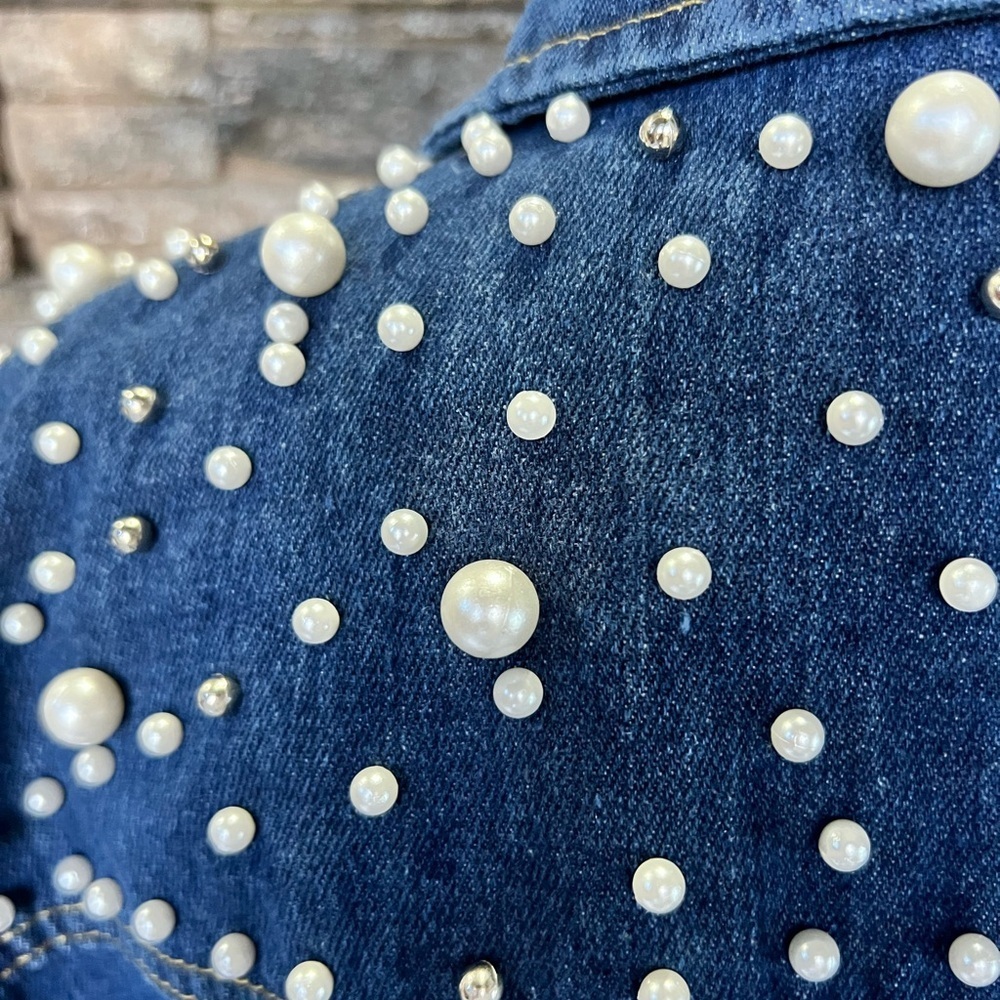 J. NNA Denim Jacket with Studs - Picture 12 of 16